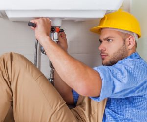 Why Choose Tankless Water Heater Installation Pros